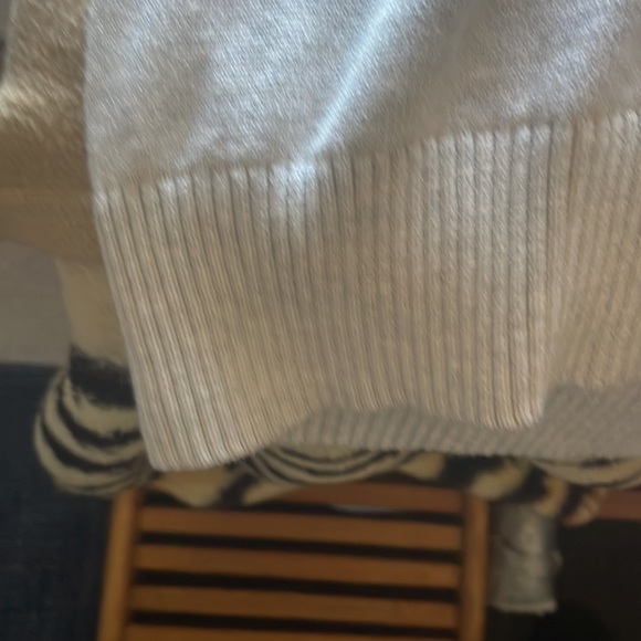 New GoodFellow Pull Over sweater . - Picture 7 of 13